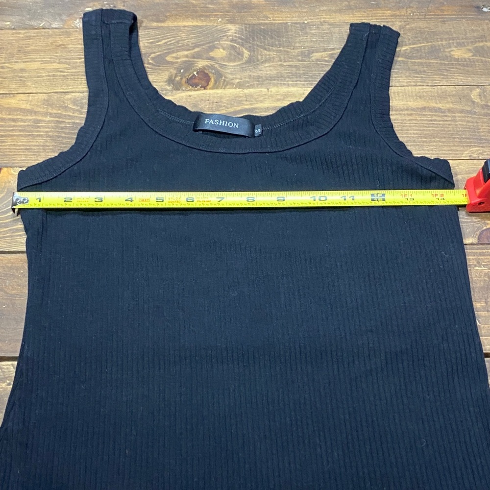 Black Ribbed Tank Top - Picture 4 of 7